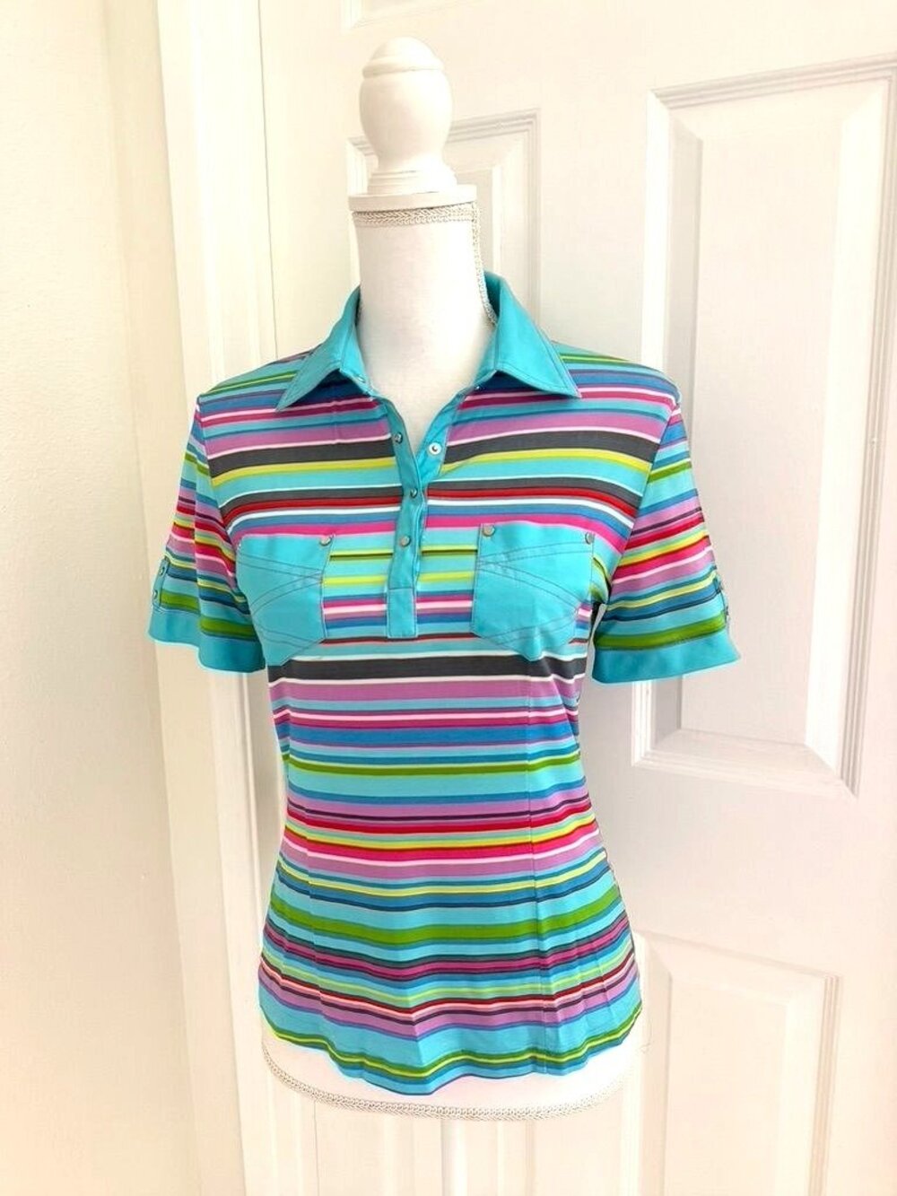 Su Yun Multicolored Stripe Golf Collared Top Athleisure Sporty Size Medium